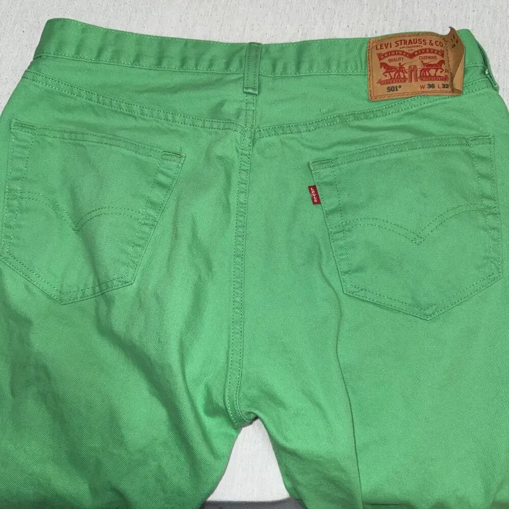 Levi’s 501 Jeans Men 36x32 34x30 Actual Lime Green Denim Straight Fit Button EUC